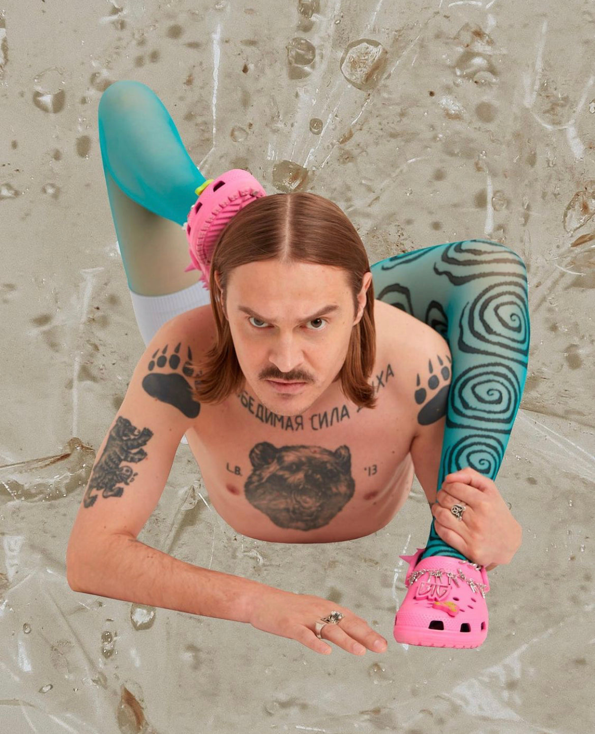 LITTLE BIG WEARING ‘WORMHOLE’ TIGHTS