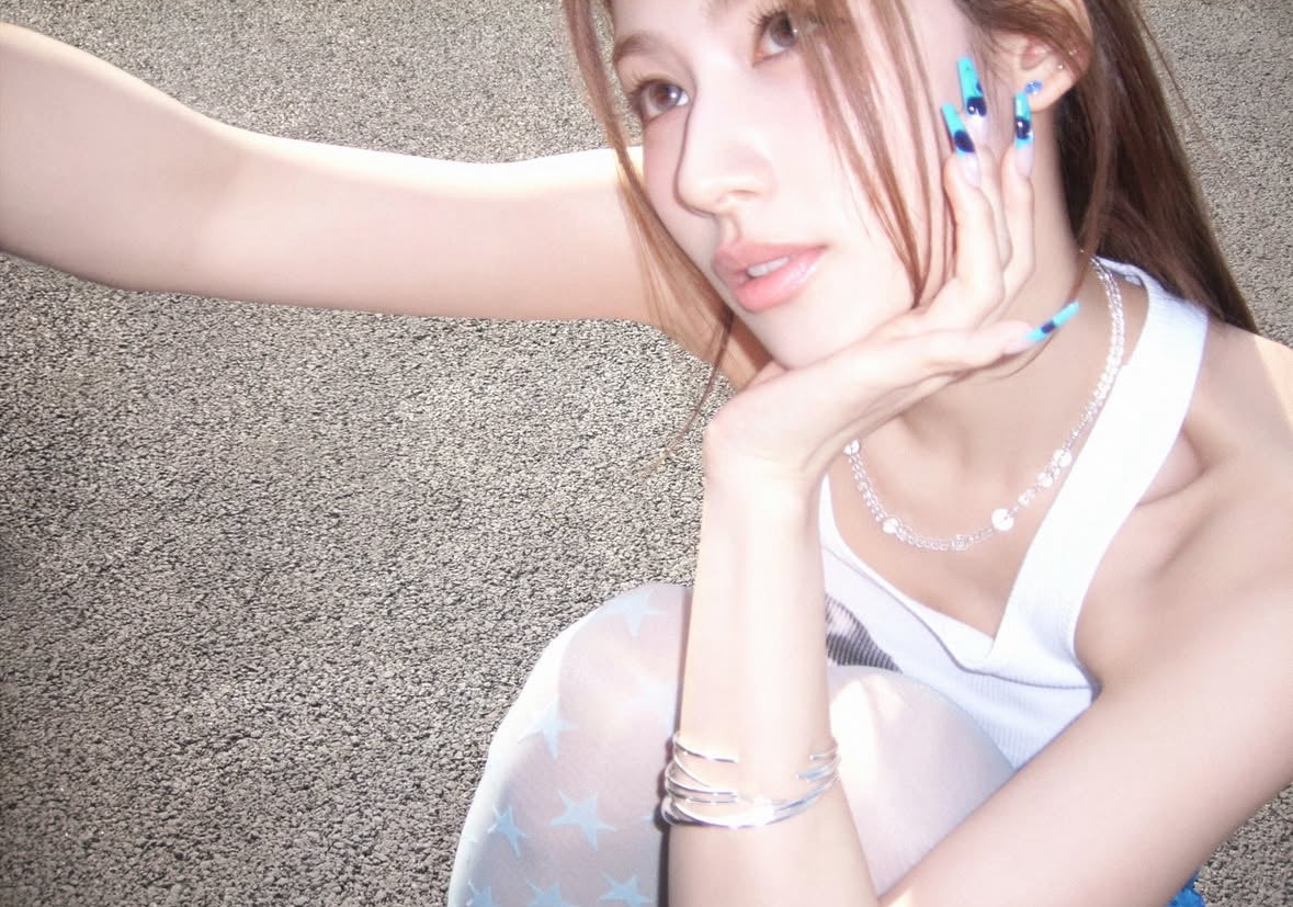 SANA OF TWICE WEARING ‘CLASSIC’ TIGHTS FOR ‘THIS IS FOR’ ALBUM