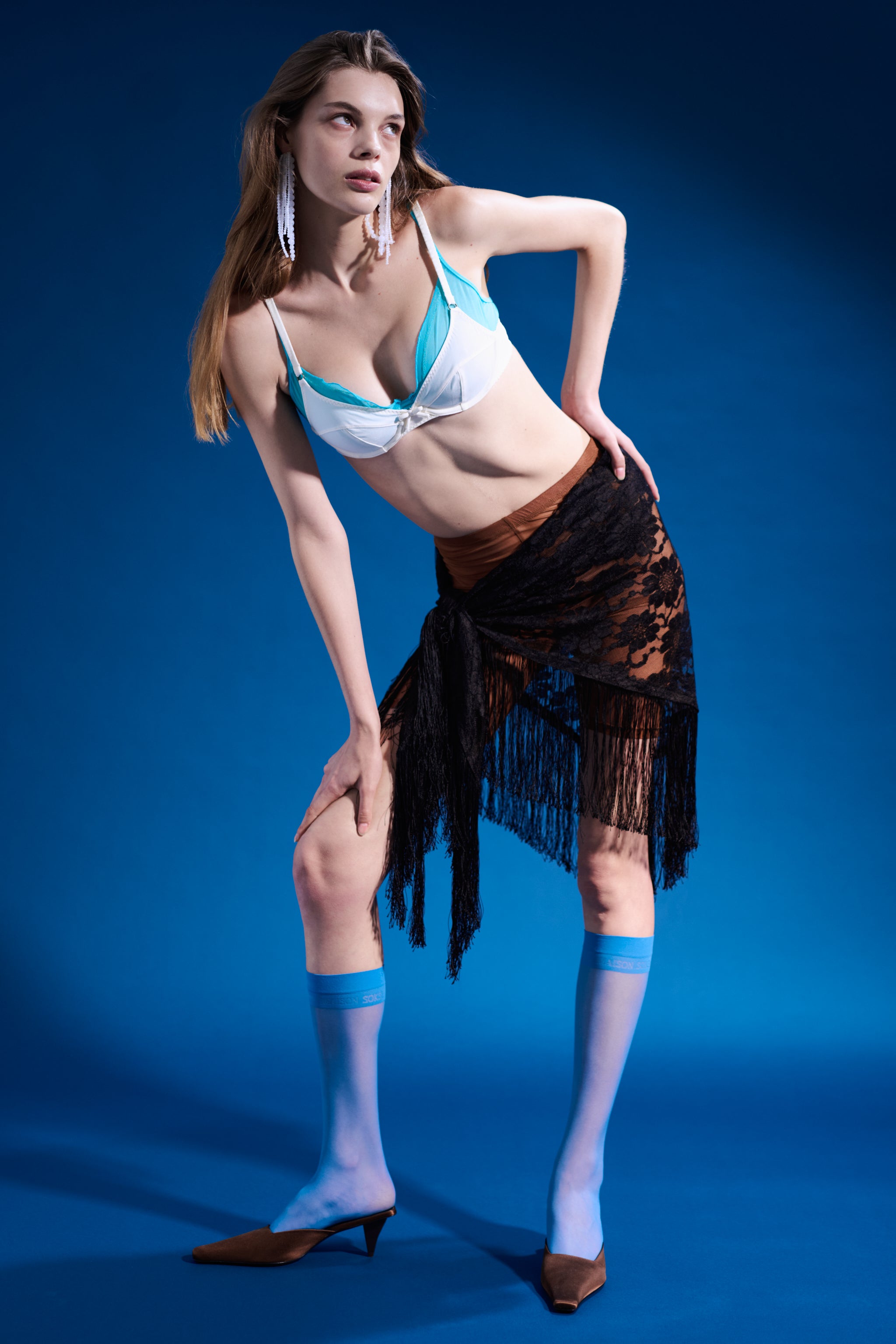 Season 6 lookbook image 6