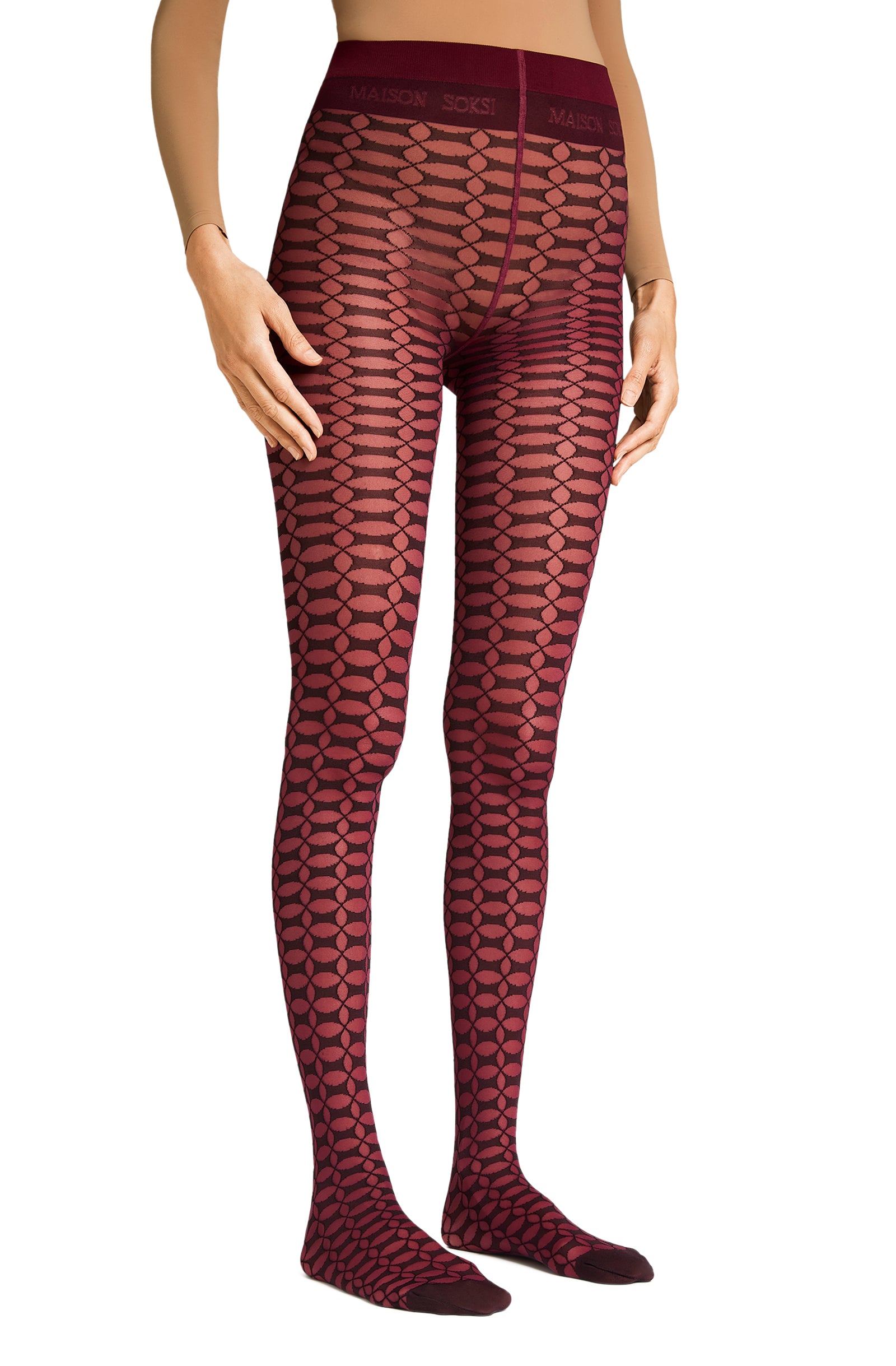 Dazed – Bordeaux, Black Tights