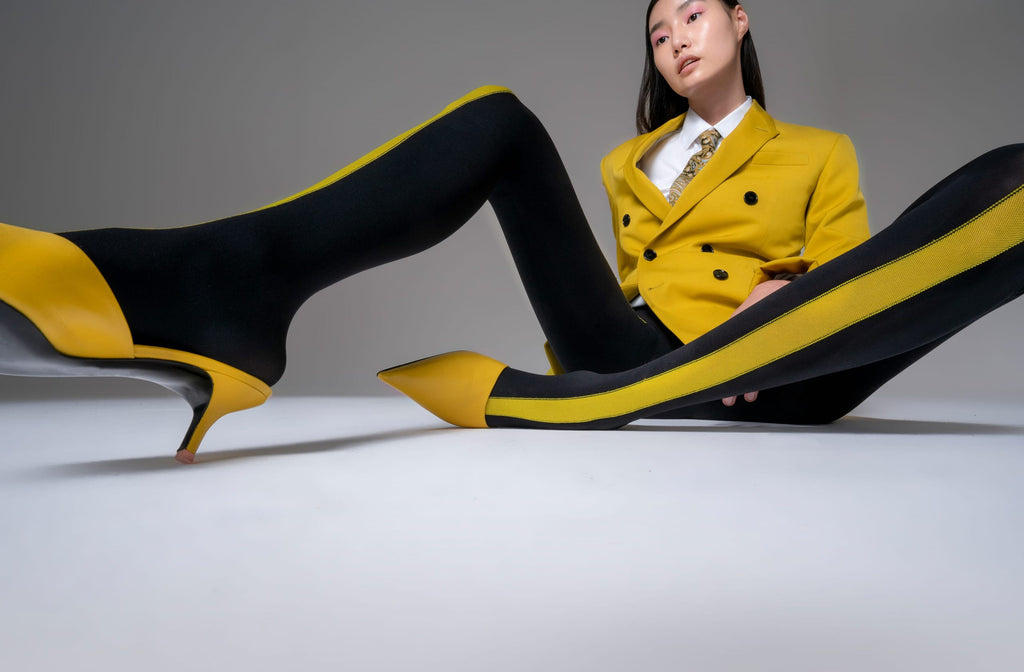 22q11 – Yellow, Black Tights